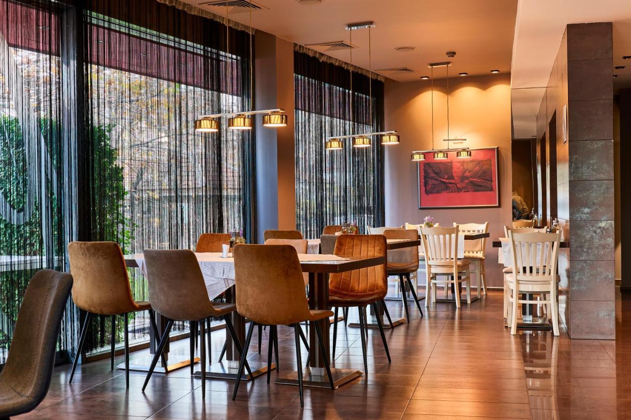 Monet Hotel 플로브디프 외부 사진